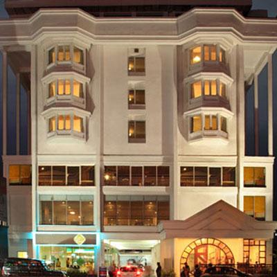 Abad Plaza